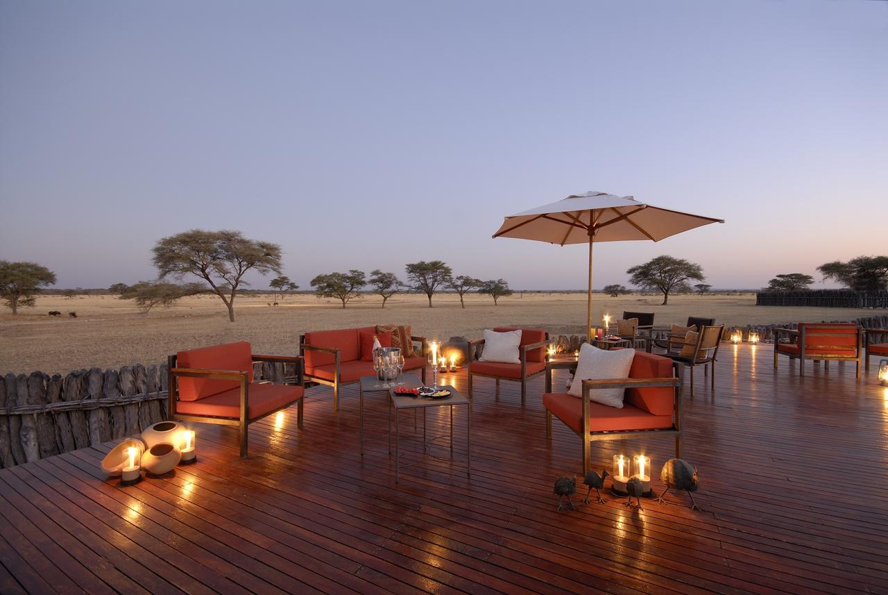 Frans Indongo Lodge โอชิวารองโก ภายนอก รูปภาพ
