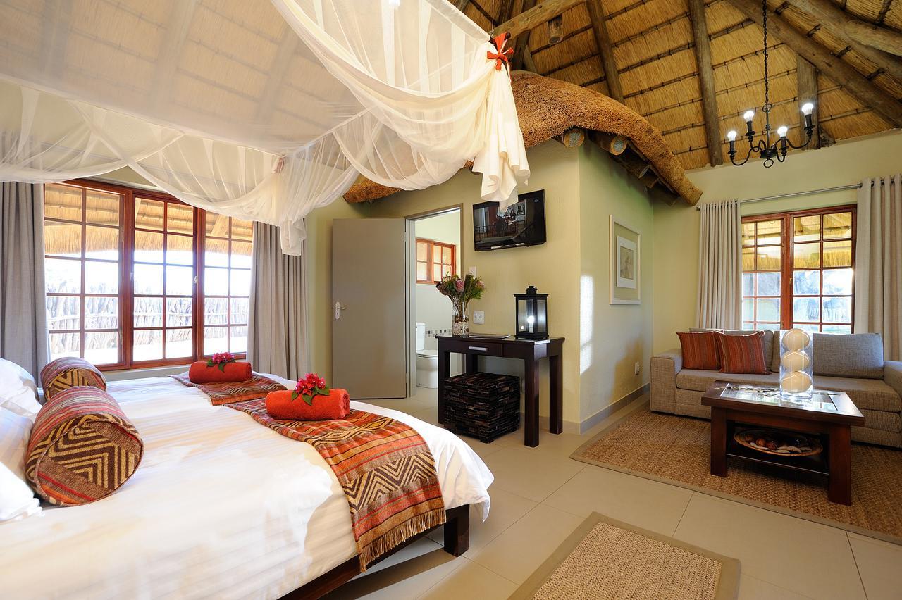 Frans Indongo Lodge โอชิวารองโก ภายนอก รูปภาพ