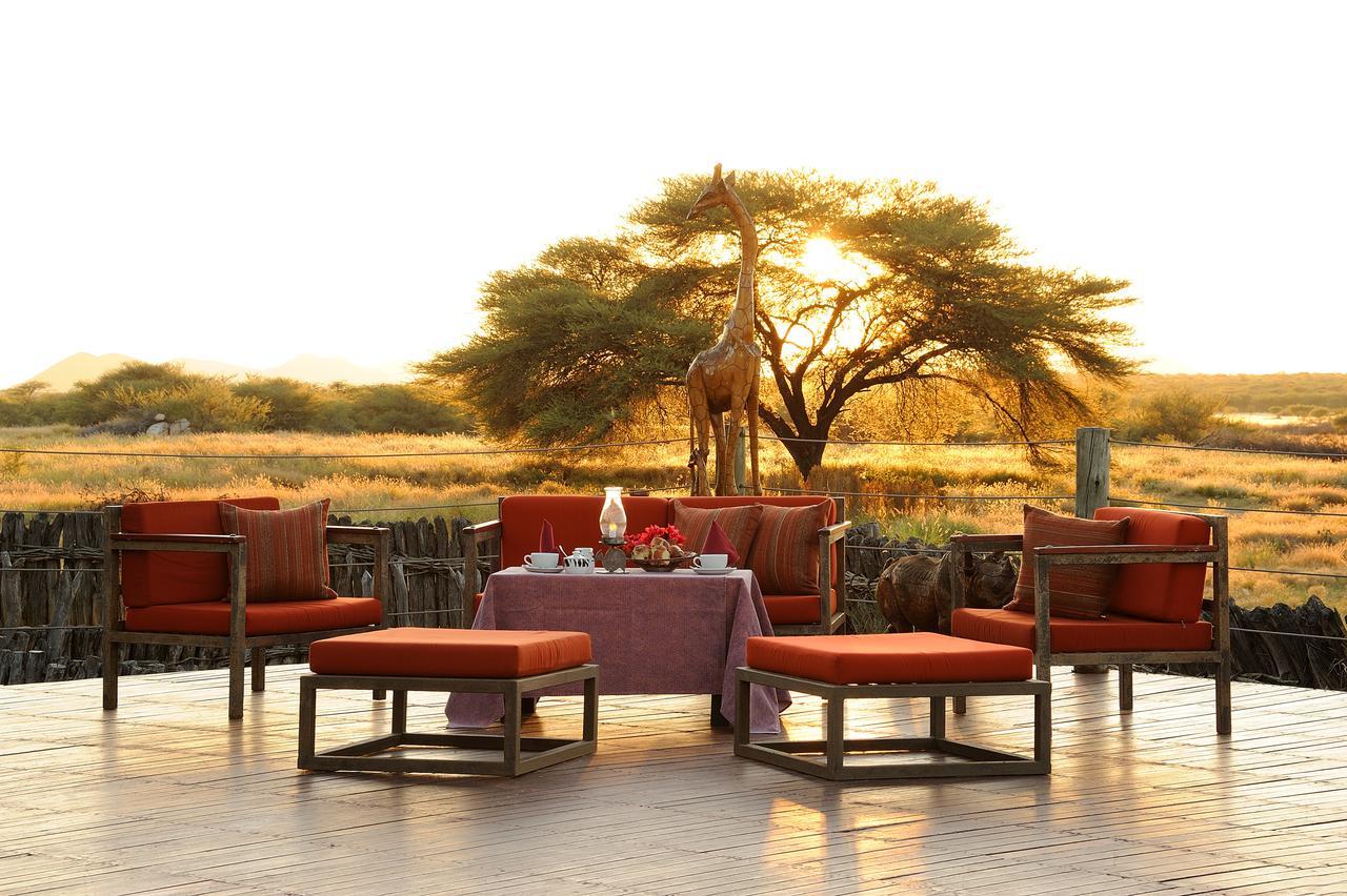 Frans Indongo Lodge โอชิวารองโก ภายนอก รูปภาพ